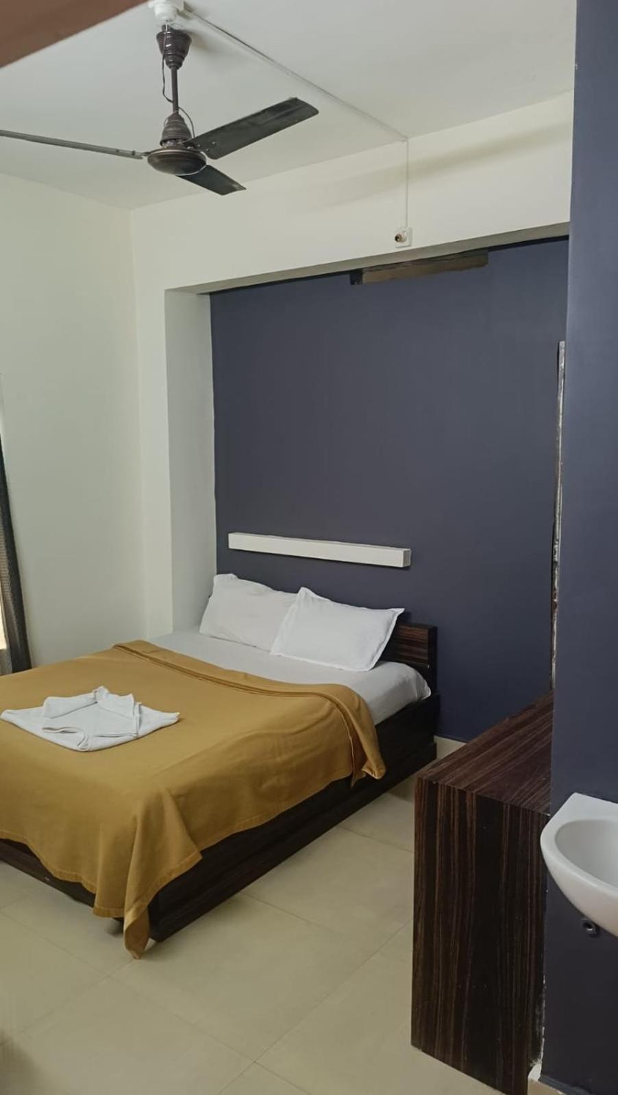 Hotel Orginal Residency Kollam Esterno foto